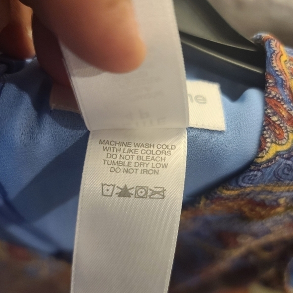 Liz Claiborne size 4 petite Dress - Picture 9 of 10